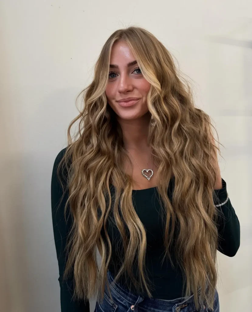 golden blonde hair with lowlights women